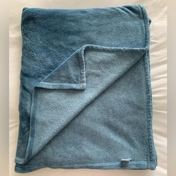 JCP Home Blue Throw
